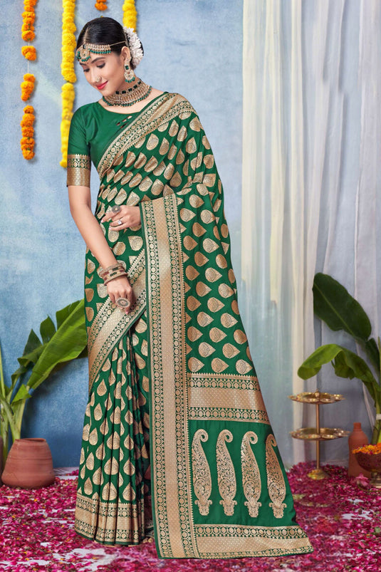 Dark Green Color Fantastic Art Silk Fabric Saree In Function Wear