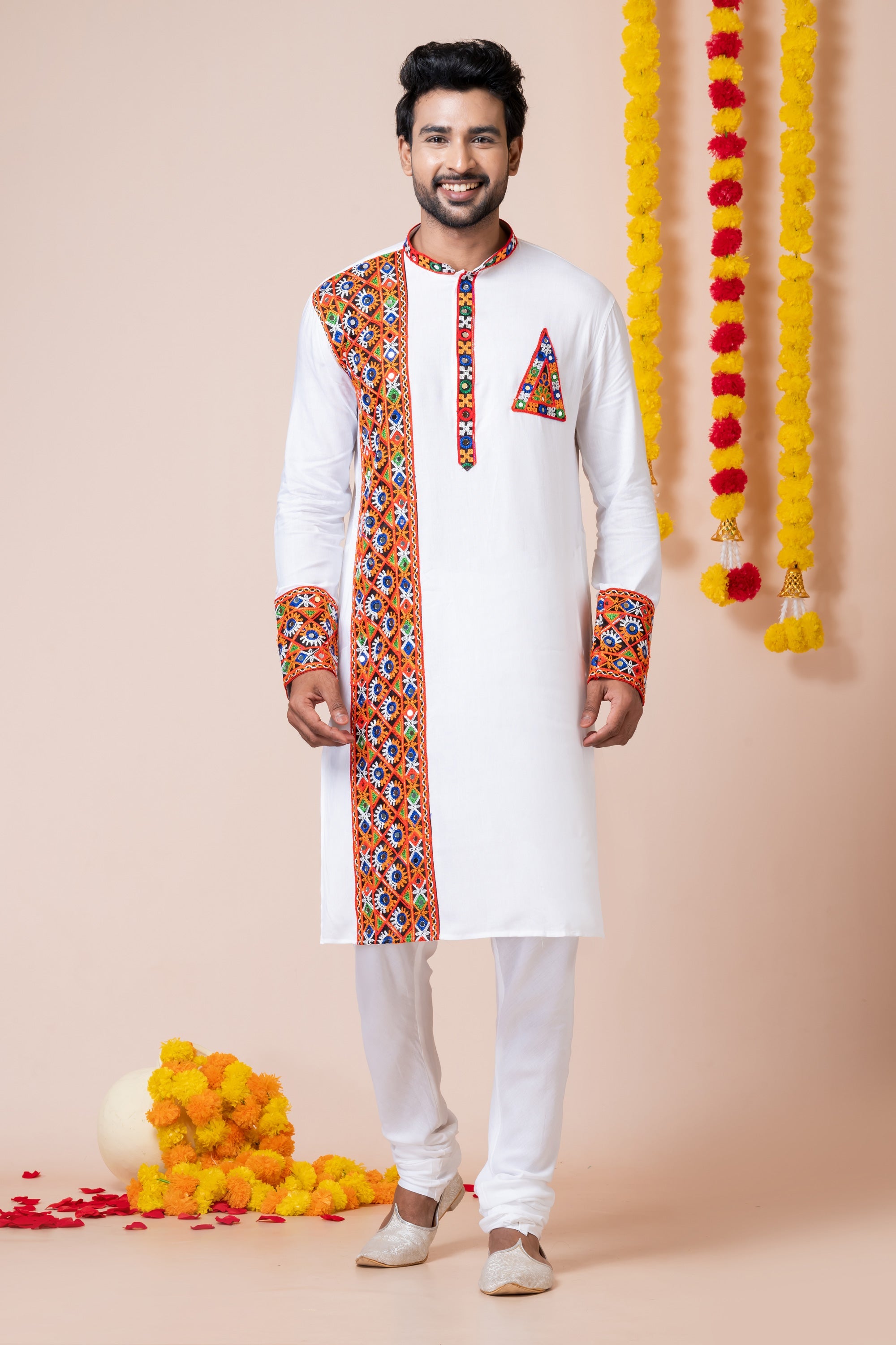 Ethnic Wear P Mark Kurta Pajama Men Kurta Pajama Set In Delhi At