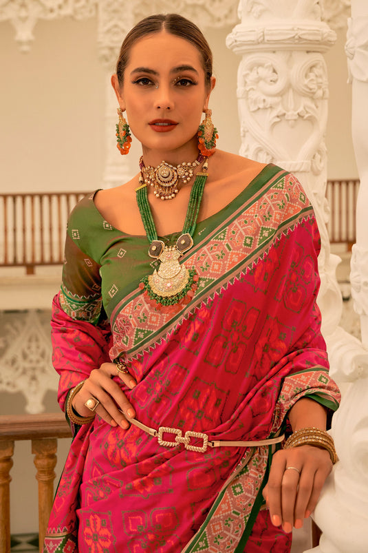 Delicate Pink Color Weaving Work Banarsi Silk Patola Saree