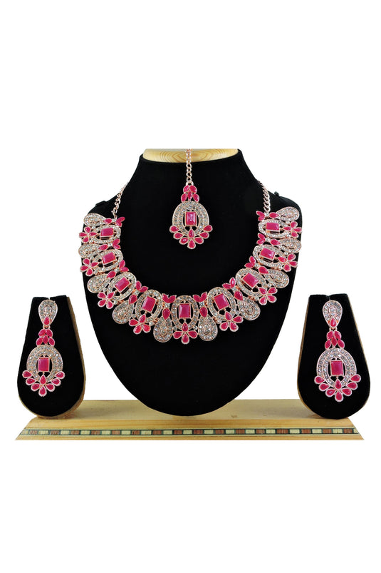 Alloy Material Rani Color Delicate Necklace With Earrings And Mang Tikka