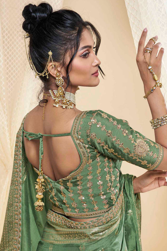 Silk Fabric Sangeet Wear Vivacious Saree In Green Color
