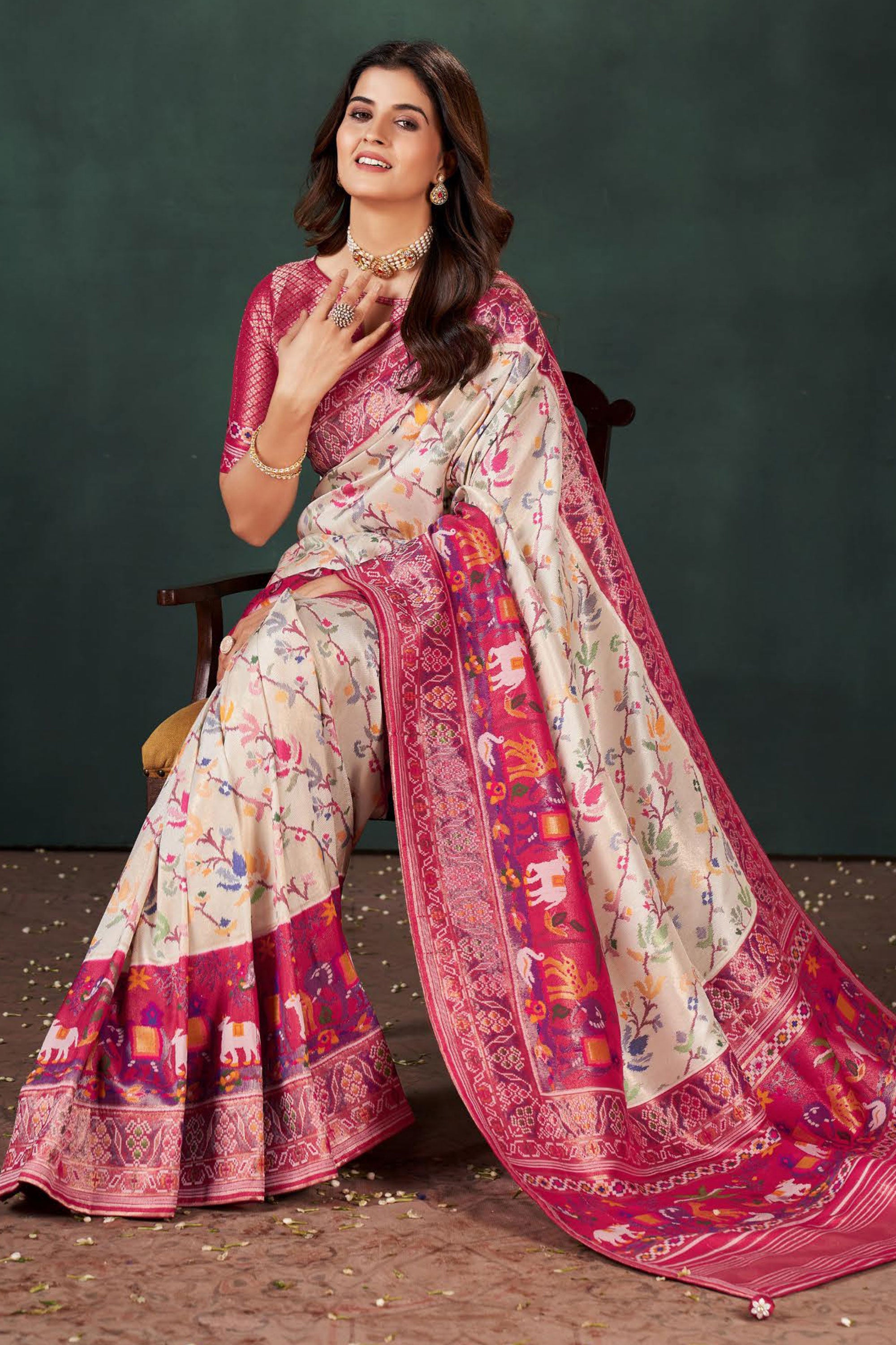 Komal Color Komal Vora White Color Charismatic Weaving Designs Silk Saree – Sarees ...