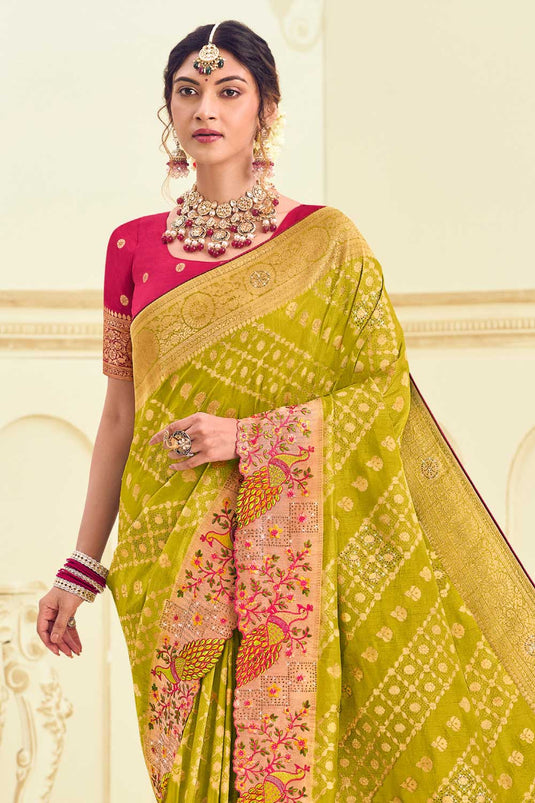 Soothing Weaving Designs Silk Saree In Green Color