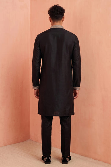 Mens Black Embroidered Kurta Pajama