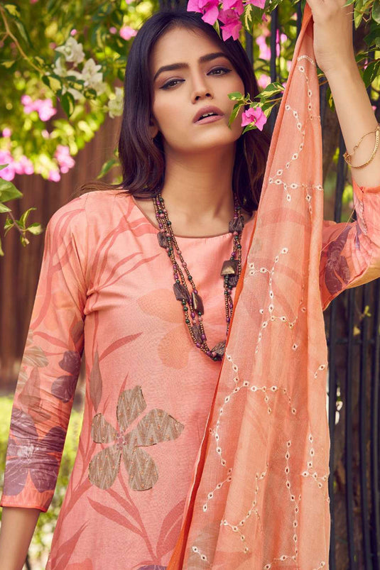 Daily Wear Printed Muslin Fabric Salwar Suit In Peach Color