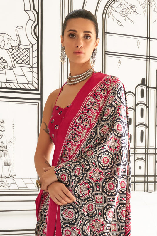 Engaging Red Color Crepe Fabric Saree With Printed Work