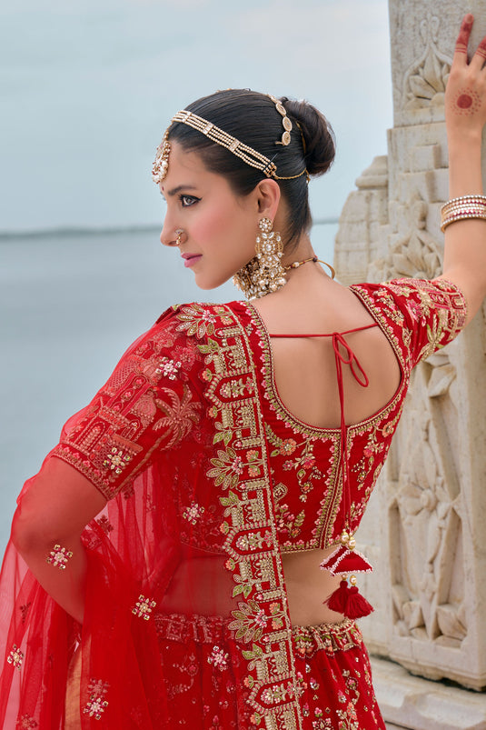 Parade Red Hued Silk Bridal Lehenga Choli