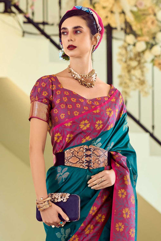 Imposing Banarsi Style Silk Saree In Teal Color