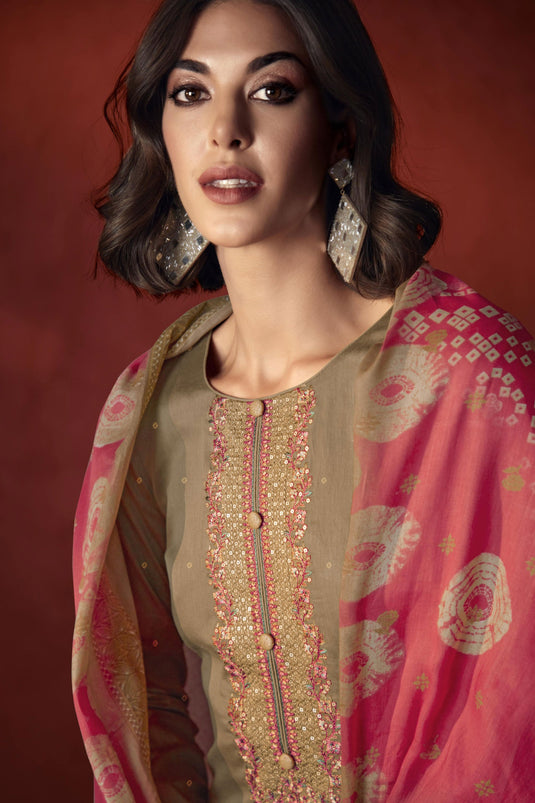 Beige Color Viscose Fabric Embroidered Vintage Salwar Suit