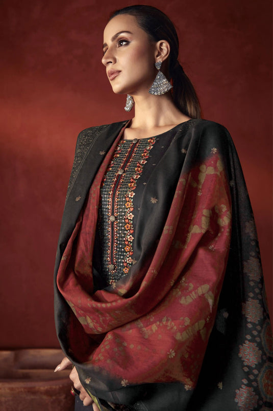 Embroidered Black Color Fabulous Salwar Suit In Viscose Fabric