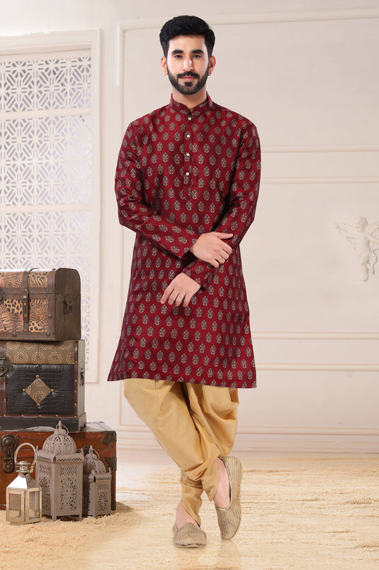 Pretty Jacquard Fabric Sangeet Wear Readymade Men Kurta Pyjama In Red Color