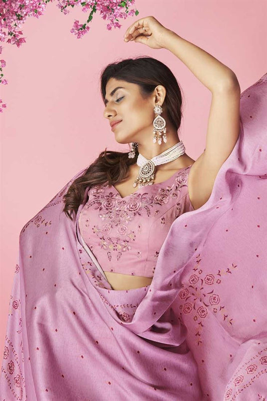 Pink Color Chiffon Fabric Sangeet Wear Splendid Lehenga With Embroidered Work