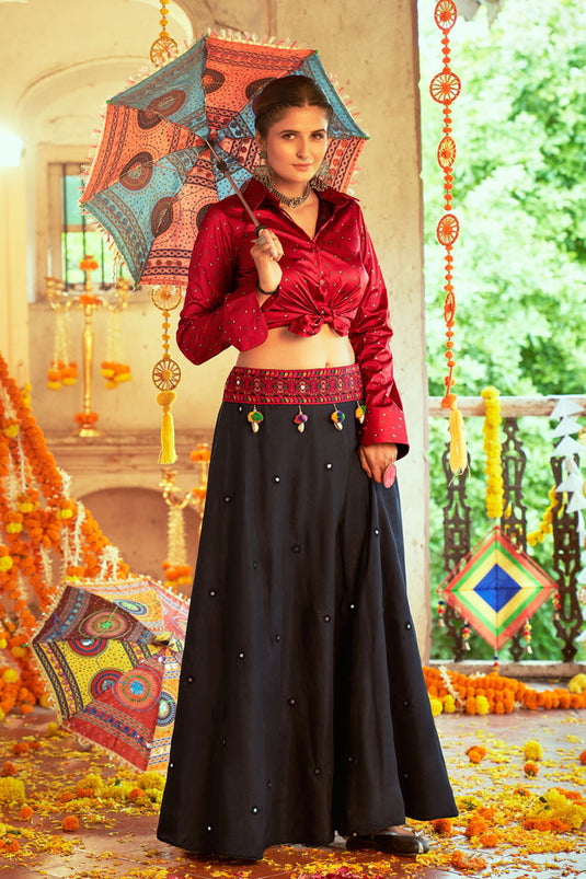 Appealing Cotton Fabric Navratri Special Top Skirt Set In Black Color