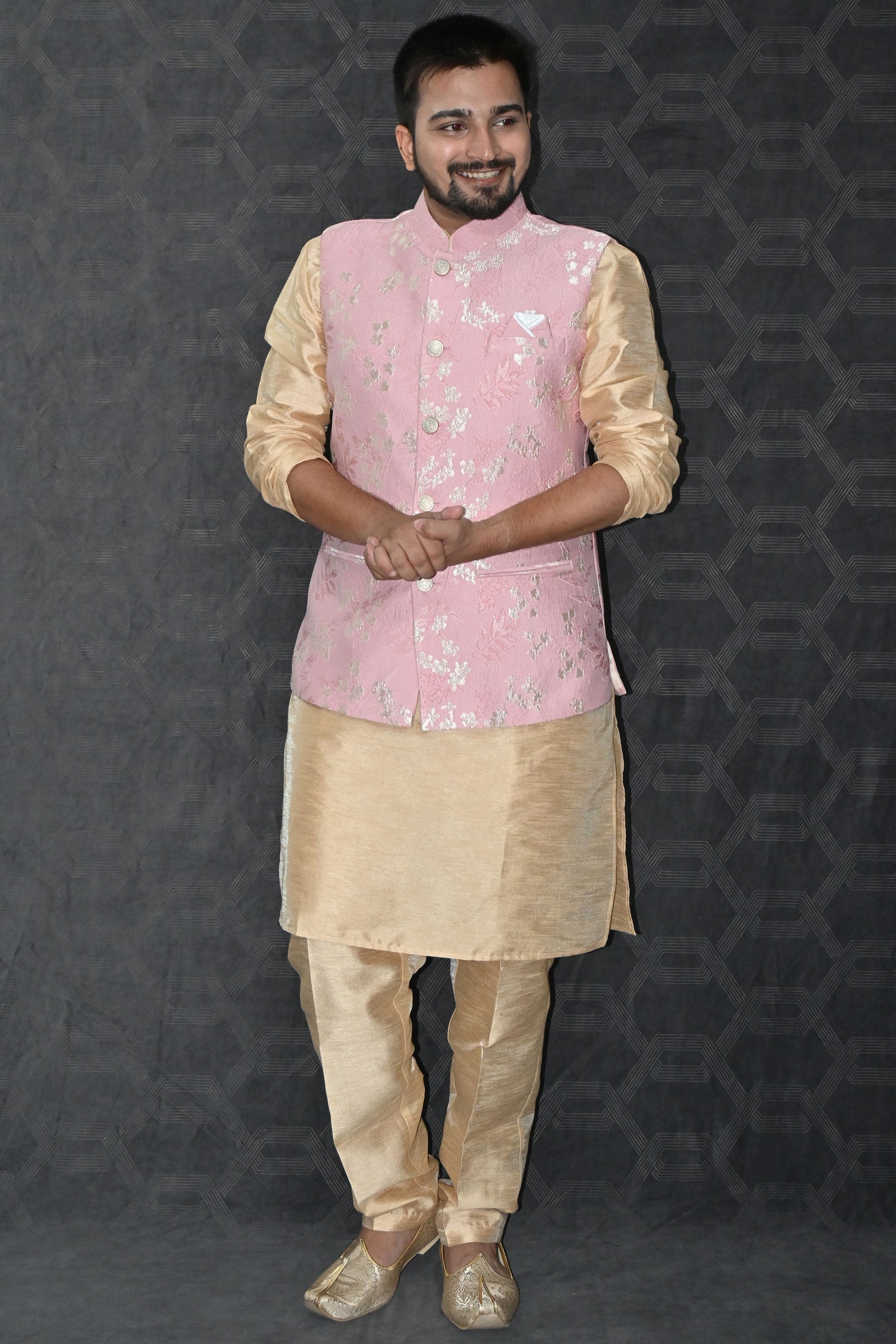 Light pink kurta pajama best sale with jacket