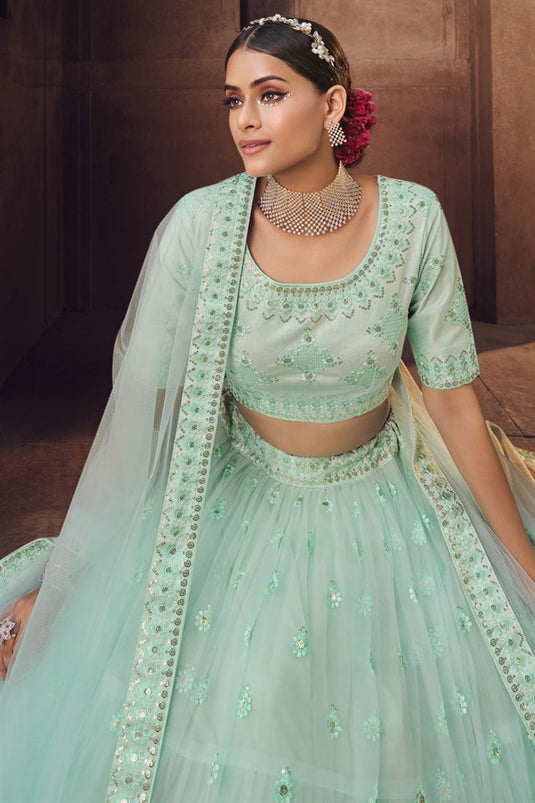 Buy Bridal Sea Green Stunning Lehenga - Net Embroidered Lehenga Choli –  Empress Clothing