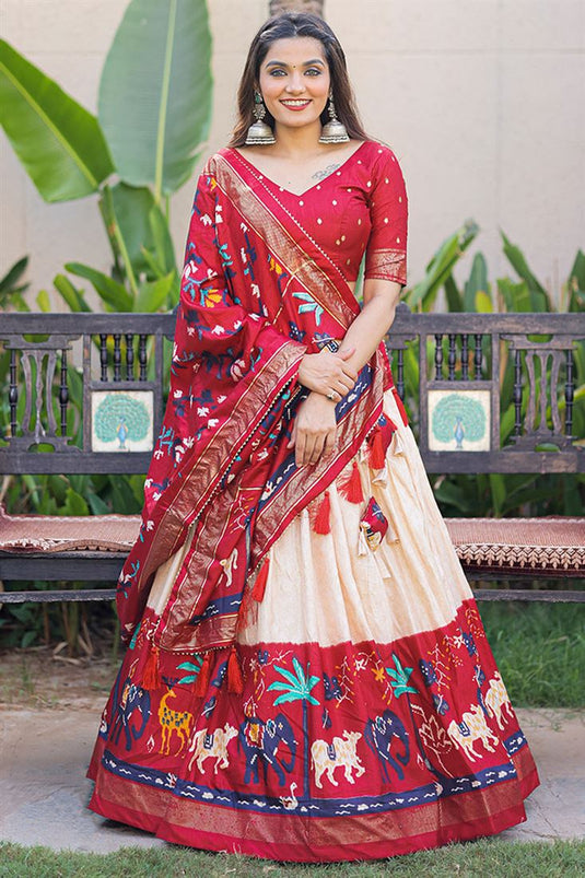 Renowned Maroon Lehenga Choli Designs – Kaleendi