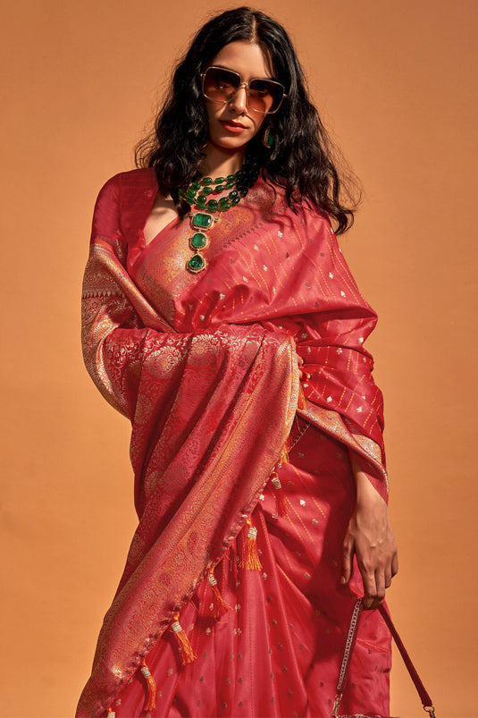 Red Color Satin Silk Fabric Handloom Weaving Work Saree