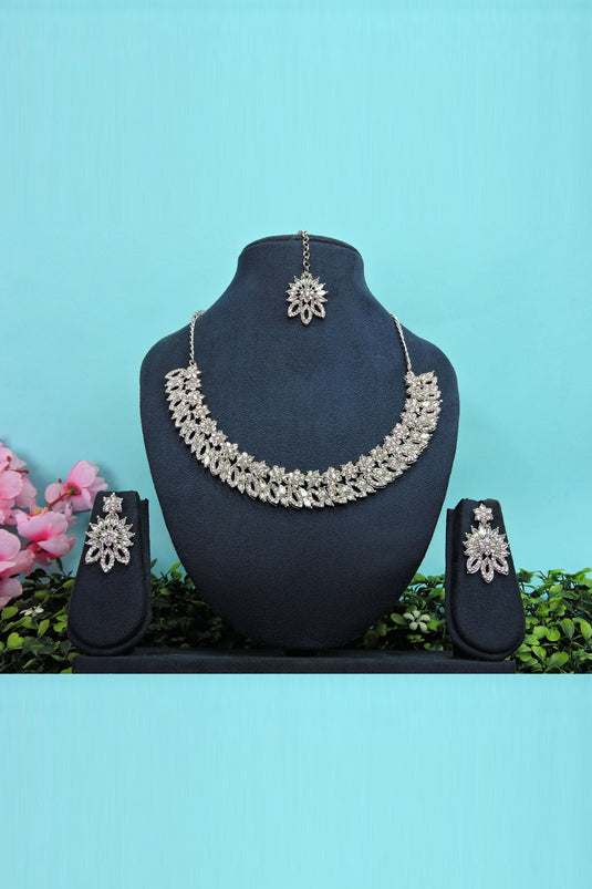 Grey Color Alloy Material Enticing Necklace Set Earrings And Mang Tikka For Women