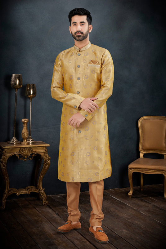 Wedding Wear Golden Color Jacquard Fabric Attractive Readymade Indo Western Suit For Men