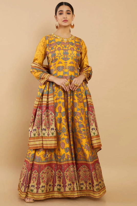 Impartus Designer Yellow Color Stylish Haldi Gown With Chanderi Dupatta  Designer Dress Womens Maxi Anarkali Gown Full Stitched A-Line Long Gown (M)  : Amazon.in: Clothing & Accessories