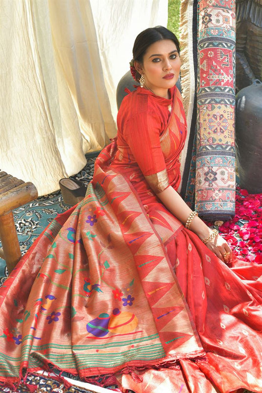 Regina Cassandra's divine look in a red silk saree for Navratri Puja!