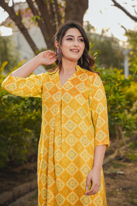 Attractive Rayon Fabric Yellow Color Kurti Readymade Bottom Set With Digital Printed Work