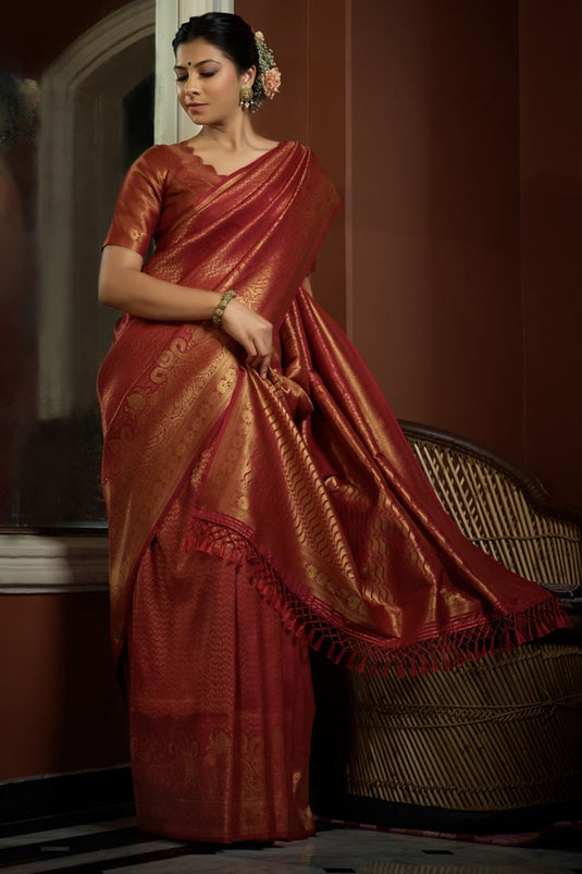 Kanjivaram Silk Fabric Red Color Weaving Designs Two Tone Saree