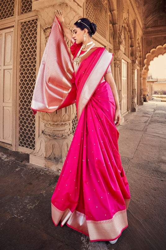 Dazzling Rani Color Weaving Designs Banarasi Silk Saree