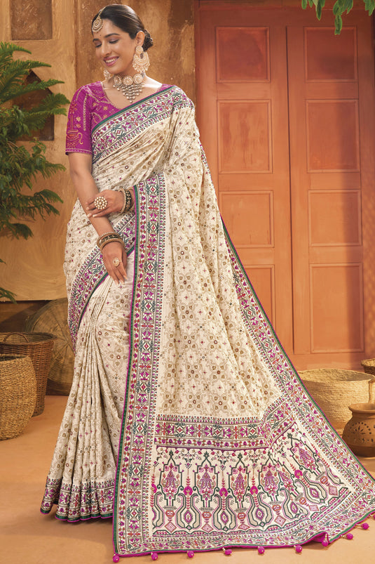 Buy online Floral printed Zari woven Banarasi Silk Saree - Light  Brown-AF1056
