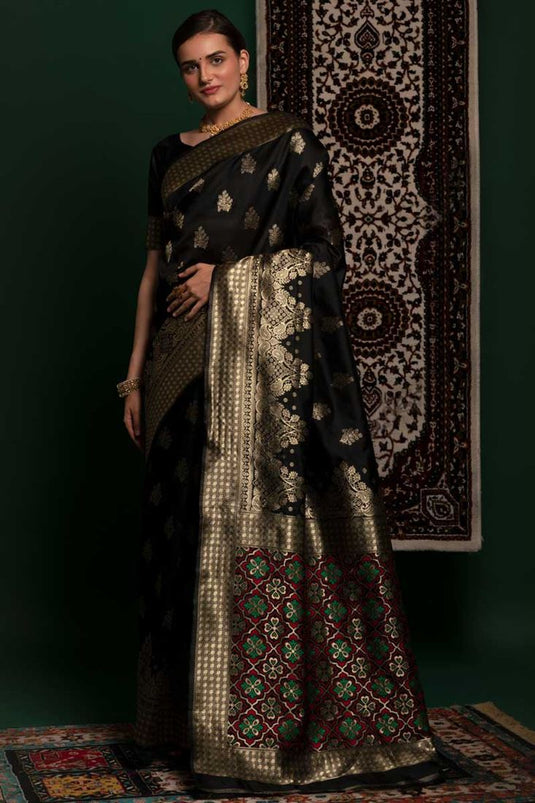 Black Color Art Silk Fabric Beatific Festive Look Saree