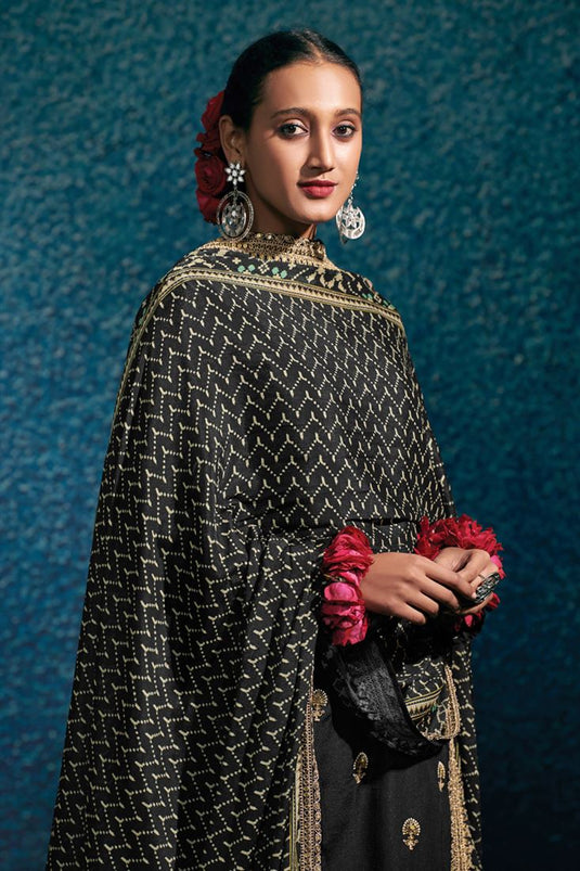 Excellent Art Silk Fabric Black Color Festive Look Salwar Suit