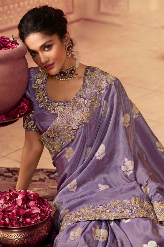 Sushrii Mishraa Purple Color Enticing Georgette Fabric Party Style Saree