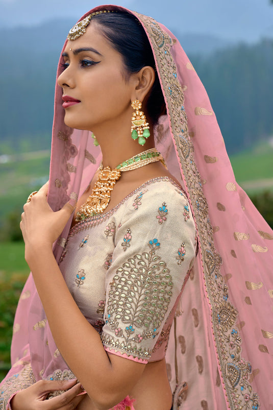 Real Brides who wore Tempting Diamond Jewellery Sets | WeddingBazaar