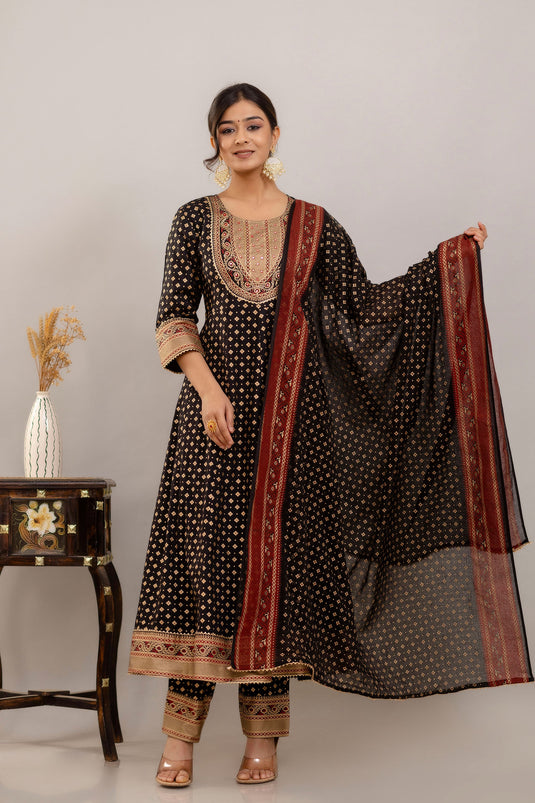 Elegant Black Color Rayon Readymade Salwar Suit with Printed Work