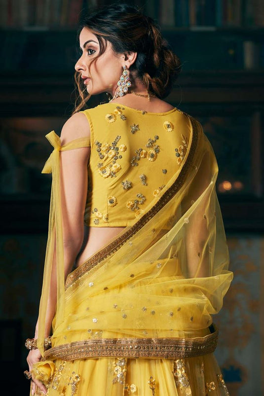 Net Fabric Yellow Color Lavish Sangeet Wear Embroidered Work Lehenga